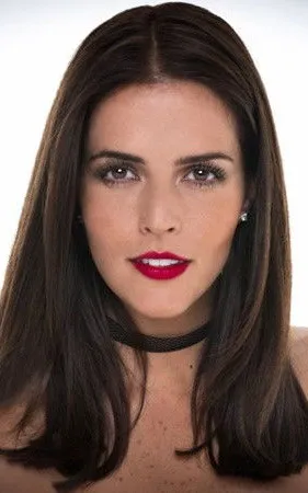 Claudia Álvarez