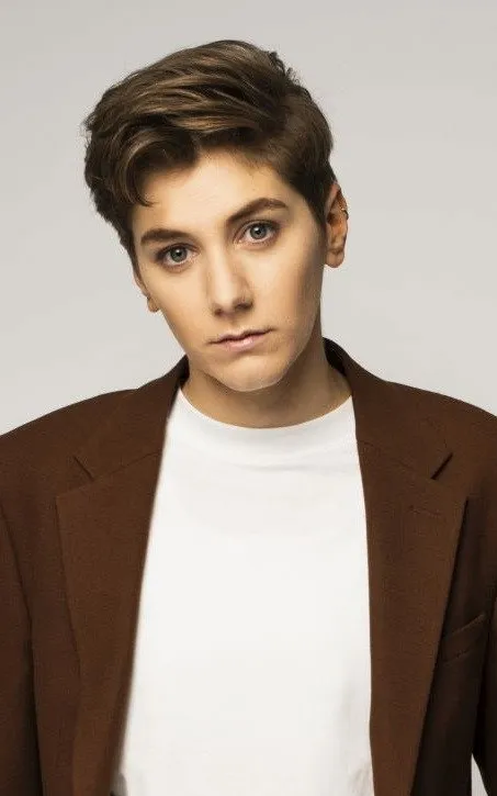 Sarah Keyworth