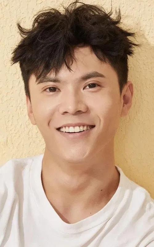 Zhenwei Wang