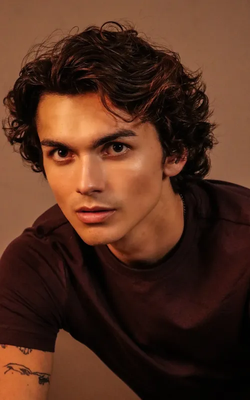 Ashton Arbab
