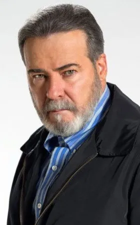 César Évora Díaz