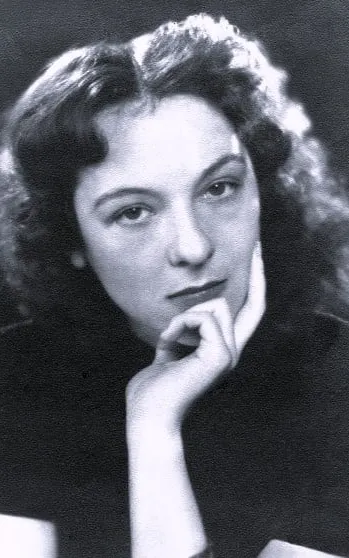 Angela Salloker
