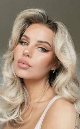 Felicia Aveklew