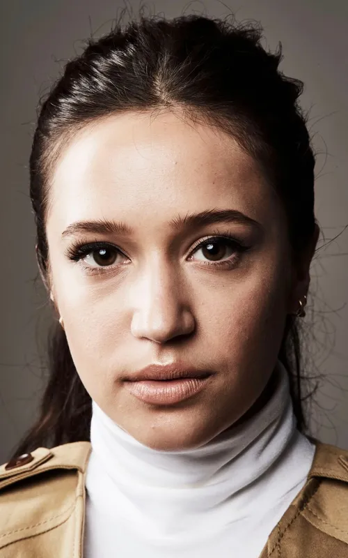 Gideon Adlon