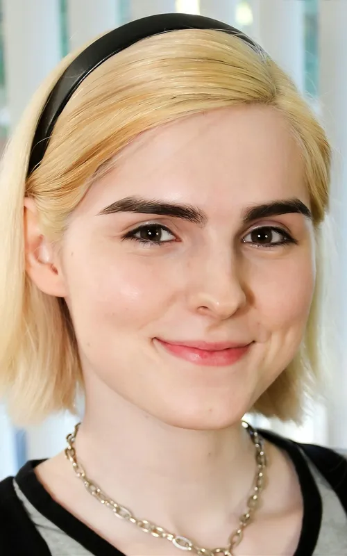 Ella Hollywood