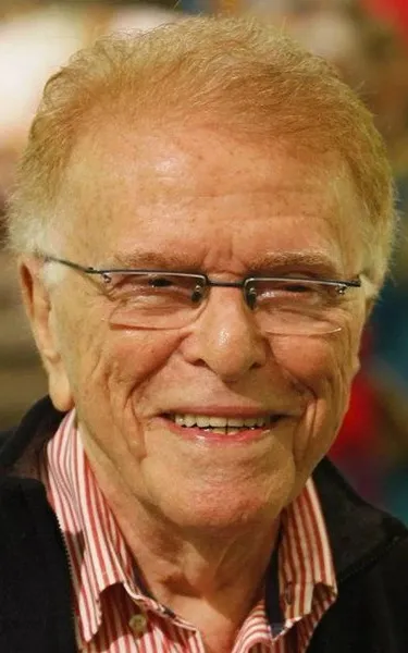 Maurício Sherman