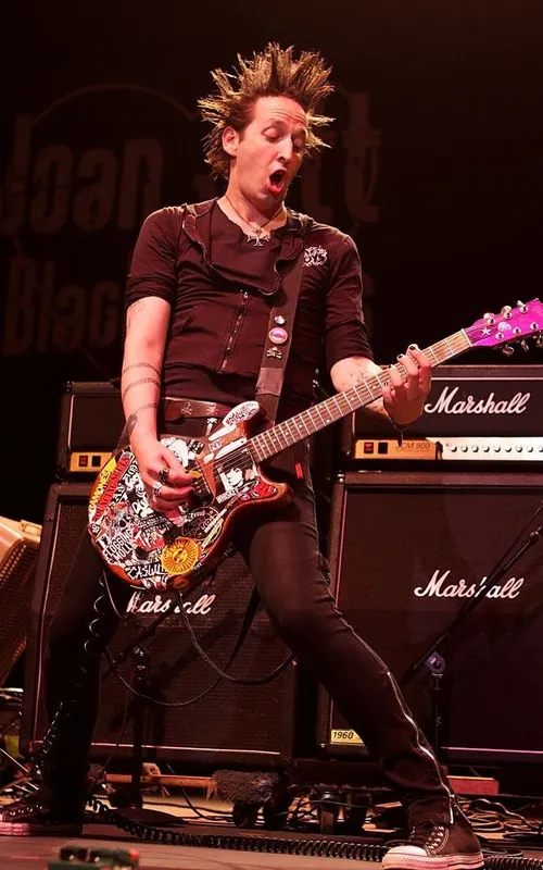 Dougie Needles