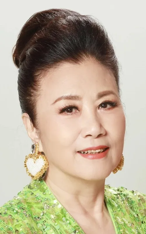 Liza Wong