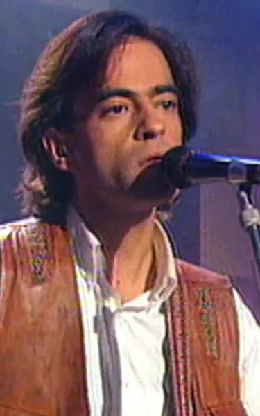 Enrique Urquijo