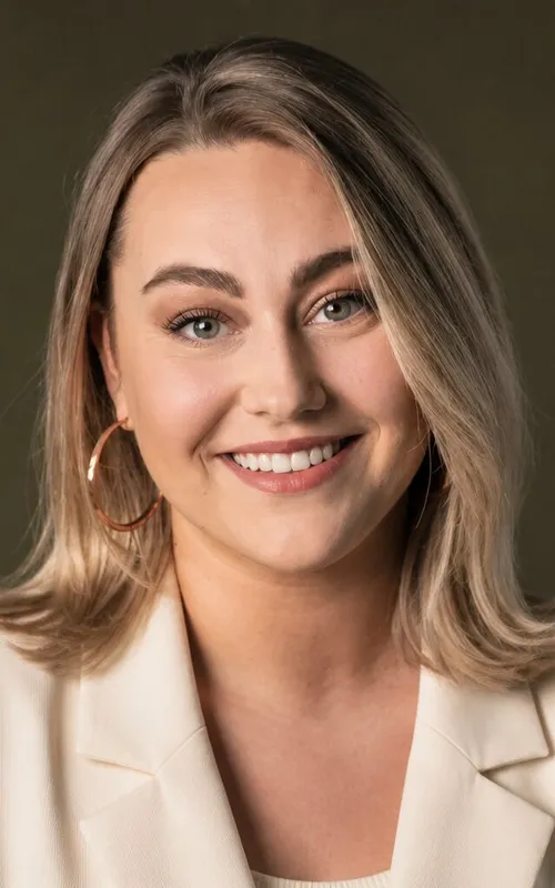 Sarah Bakker