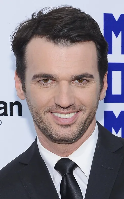 Tony Dovolani