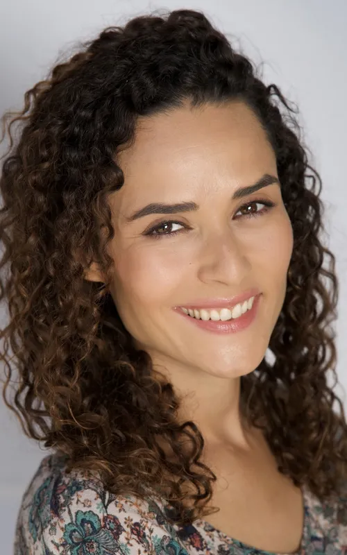 Stephanie Nogueras