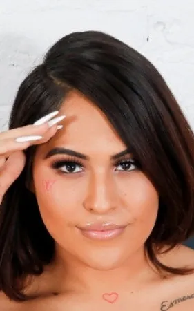 Lexi Esmeralda