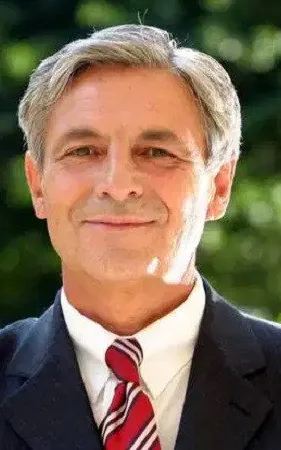 Peter Hladik