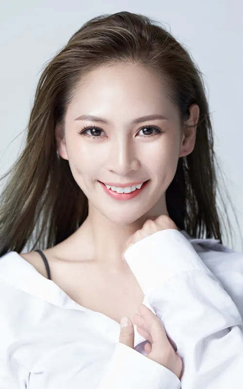 May Li