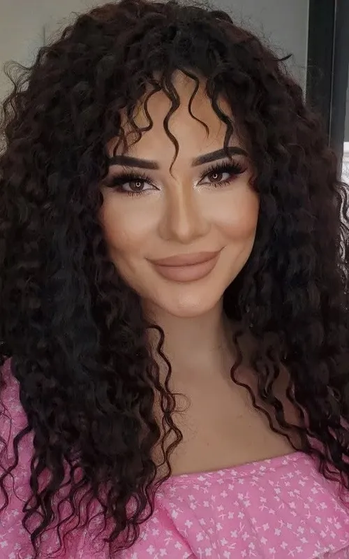 Gulmira Farzaliyeva
