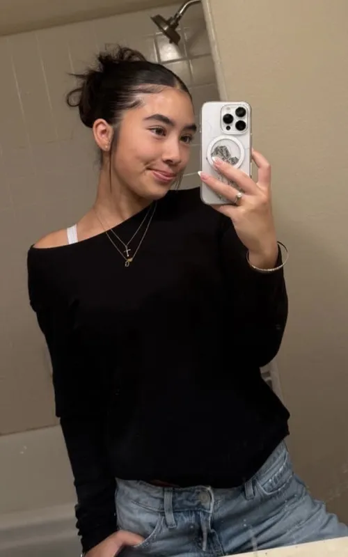 Sakura Roberts