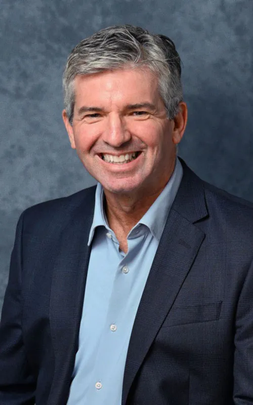 Oliver Holt