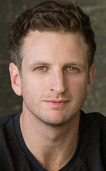 Aaron Glenane
