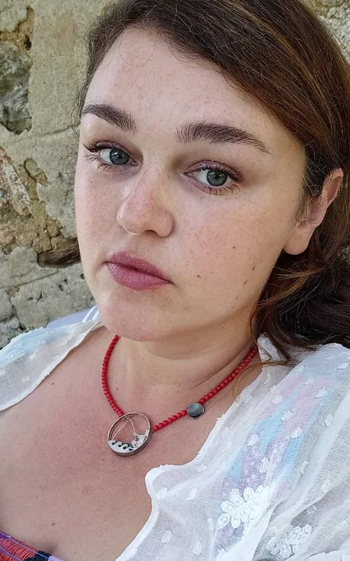 Lora Dekova