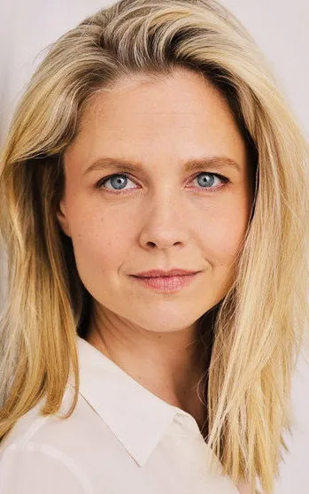 Laura Coover
