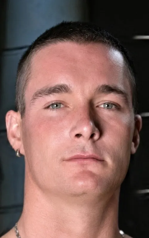 Tommy Lewis