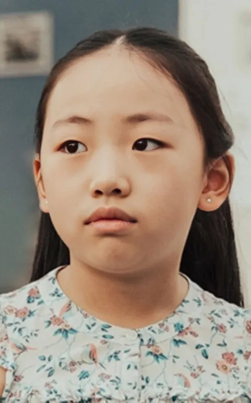 Ella Qiu