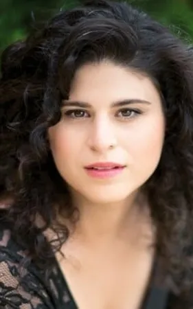 Olivia Stambouliah