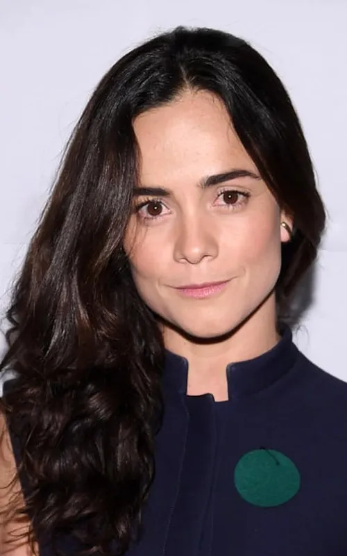 Alice Braga