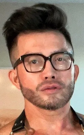 Beau Nik