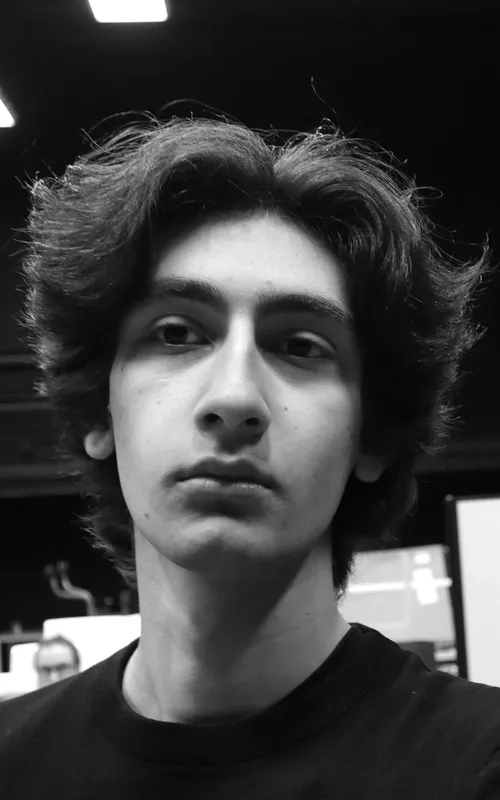 Uzay Demir