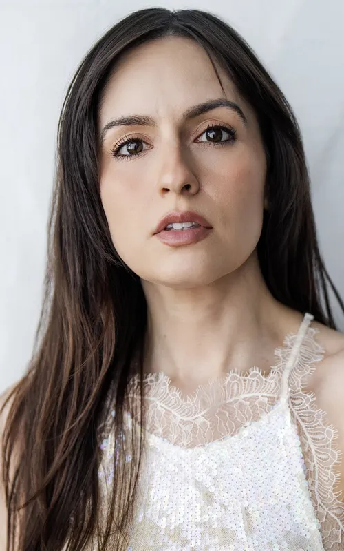 Asta Paredes