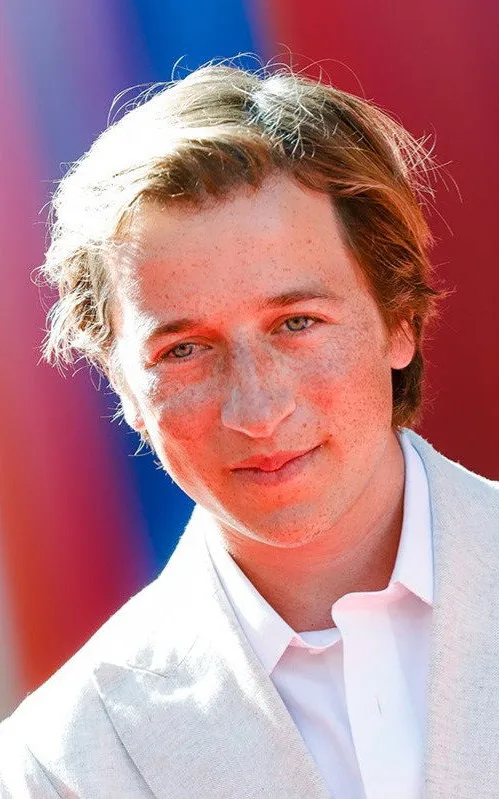 Skyler Gisondo