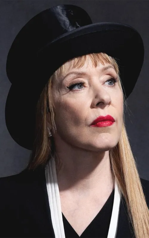 Suzanne Vega