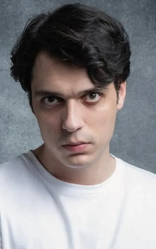 Ali Önsöz