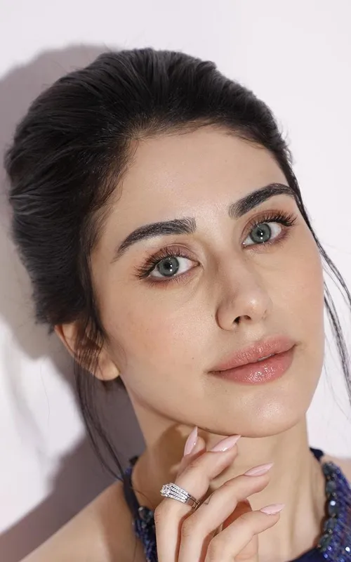 Hira Warina