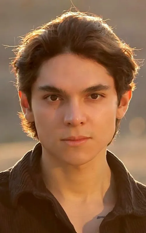 Elliot Alva