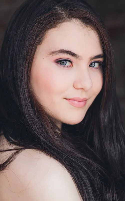 Lilla Crawford