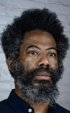 Robert Aiki Aubrey Lowe