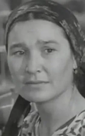 Uktam Lukmanova