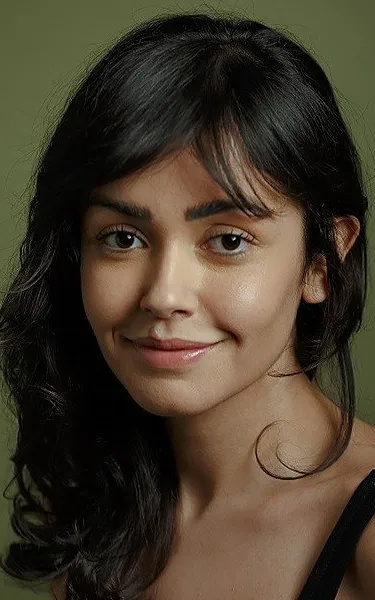 Mia Bueno