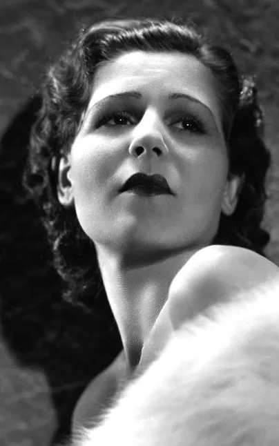 Manya Roberti