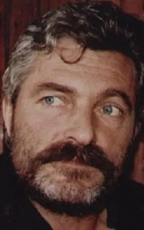 Avdush Hasani