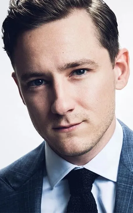 Lewis Pullman