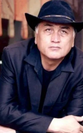 Boir Xolmirzayev