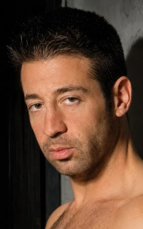 Sean Stavos