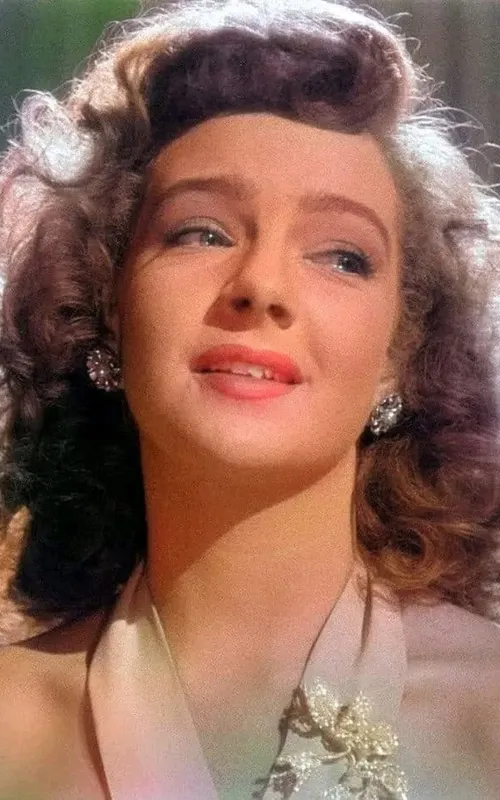 Martha Roth