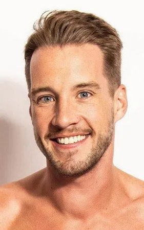 Mark Blue
