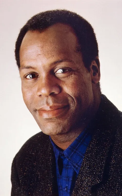 Danny Glover