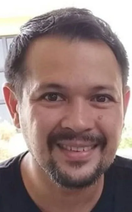 Christopher Roxas
